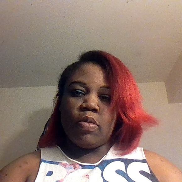 Meet your Posher, Tina - Picture 1 of 1